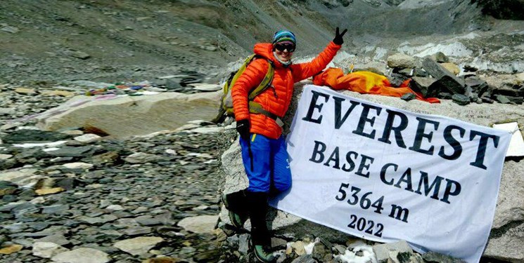 افسانه حسامی فرد، نخستین بانوی کوهنورد خراسان شمالی فاتح قله اورست,